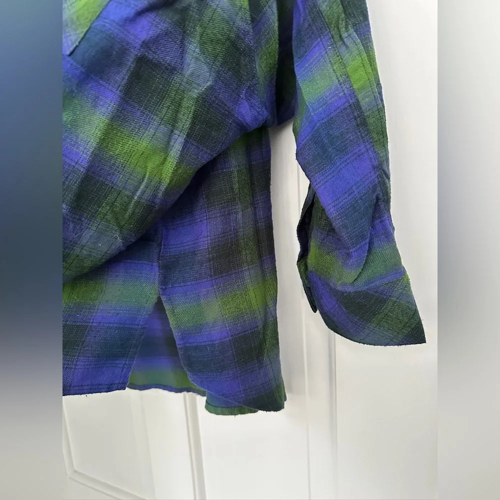 UO Brendan Drapey Flannel Oversized Blue Green Button-Down Shirt in Size Small - Picture 6 of 9